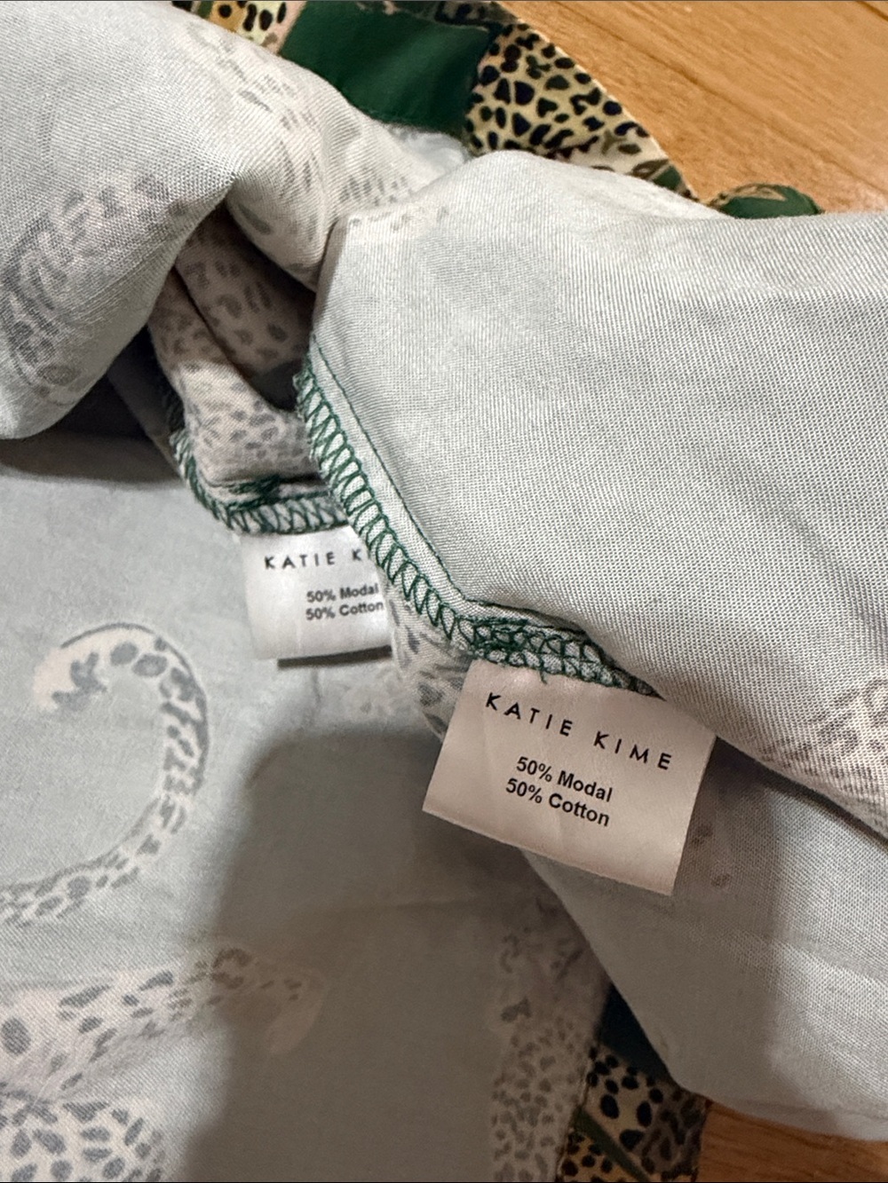 Katie Kime Cheetahs Pants Pajama Set Sz XL - Picture 7 of 9